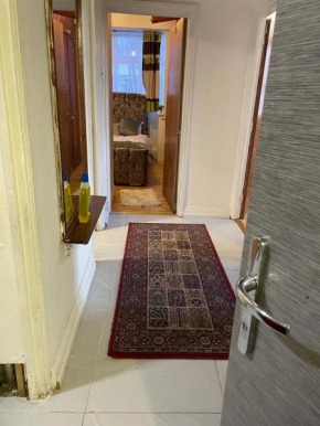 * * * Cosy 2 Bedrooms London Paddington * * *